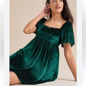 Altar'd State Julia Puff Esmerald green velvet Dress at CoolSprings Size S